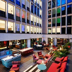 מלון Citizenm Champs-elysees, פריז