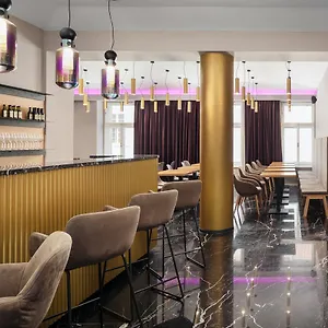 Moods Charles Bridge Hotell Prag